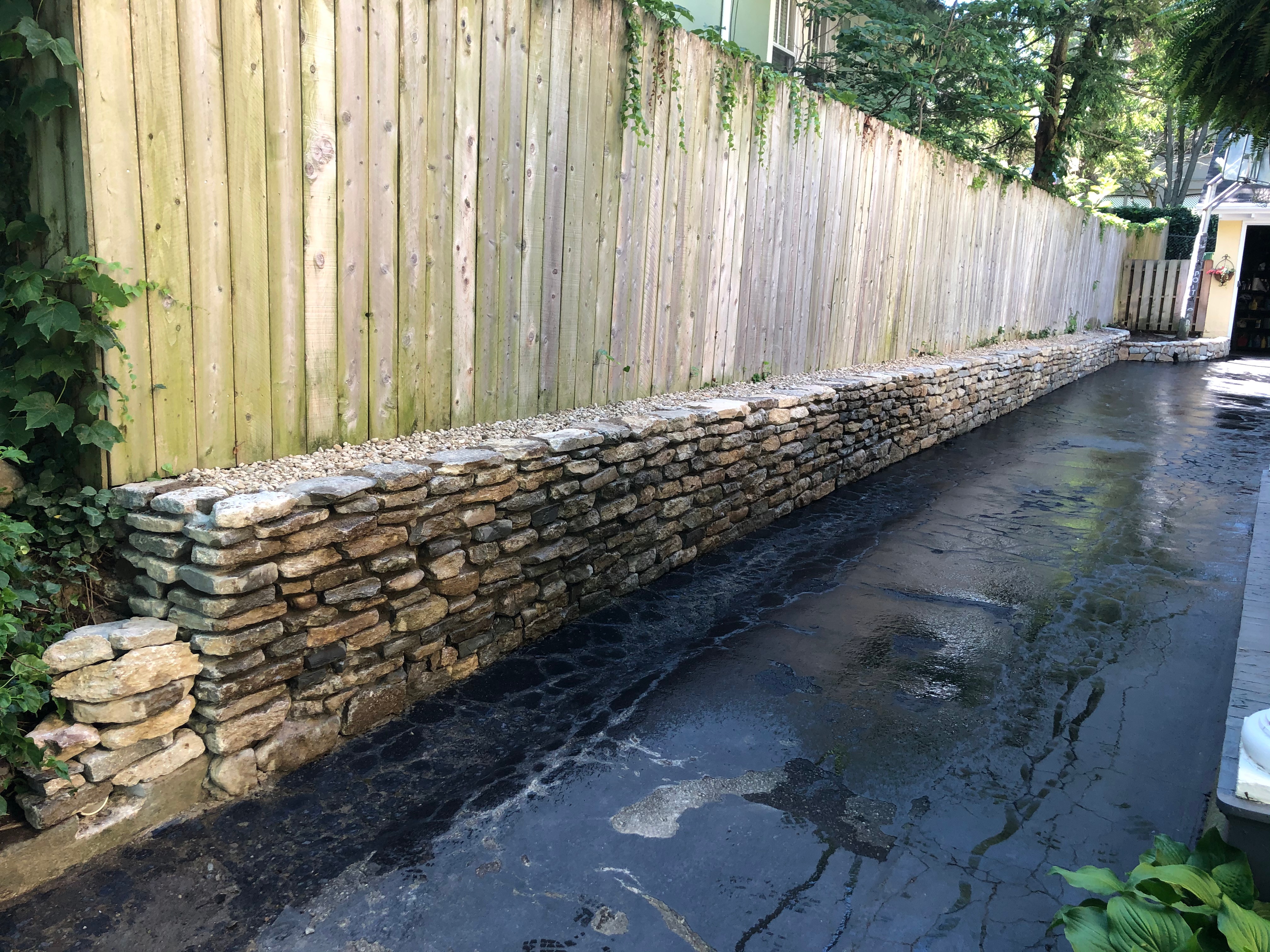 Retaining wall by QCS Masonry
